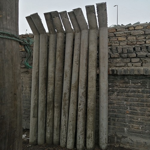 اجرای پایه بتنی